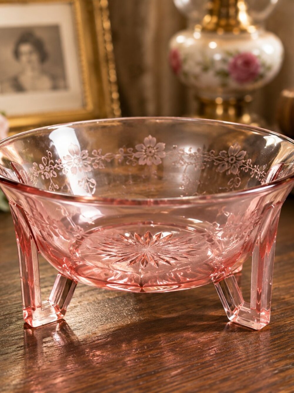 SB-50--Vintage Pink Depression Glass Footed Starburst Bowl